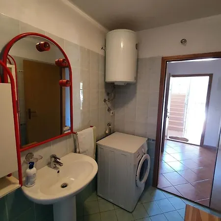 Guest house Labinac In Vabriga With Garden Close To Sea Tar-Vabriga