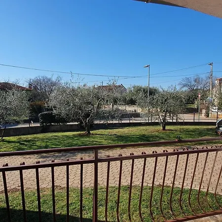 Labinac In Vabriga With Garden Close To Sea Guest house Tar-Vabriga
